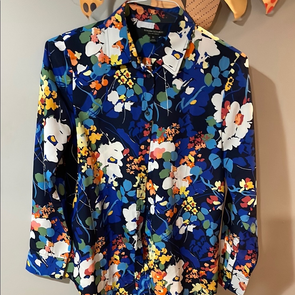 Banana Republic Floral Button Down Shirt